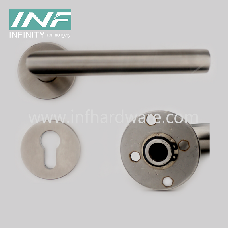 door handle with key lock